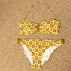 Victoria’s Secret Swimsuit in Yellow